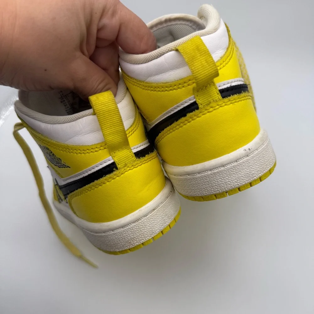 Nike Air Jordan 1 Mid GS “Dynamic Yellow Floral” Rose Patch Sneakers Size 1Y